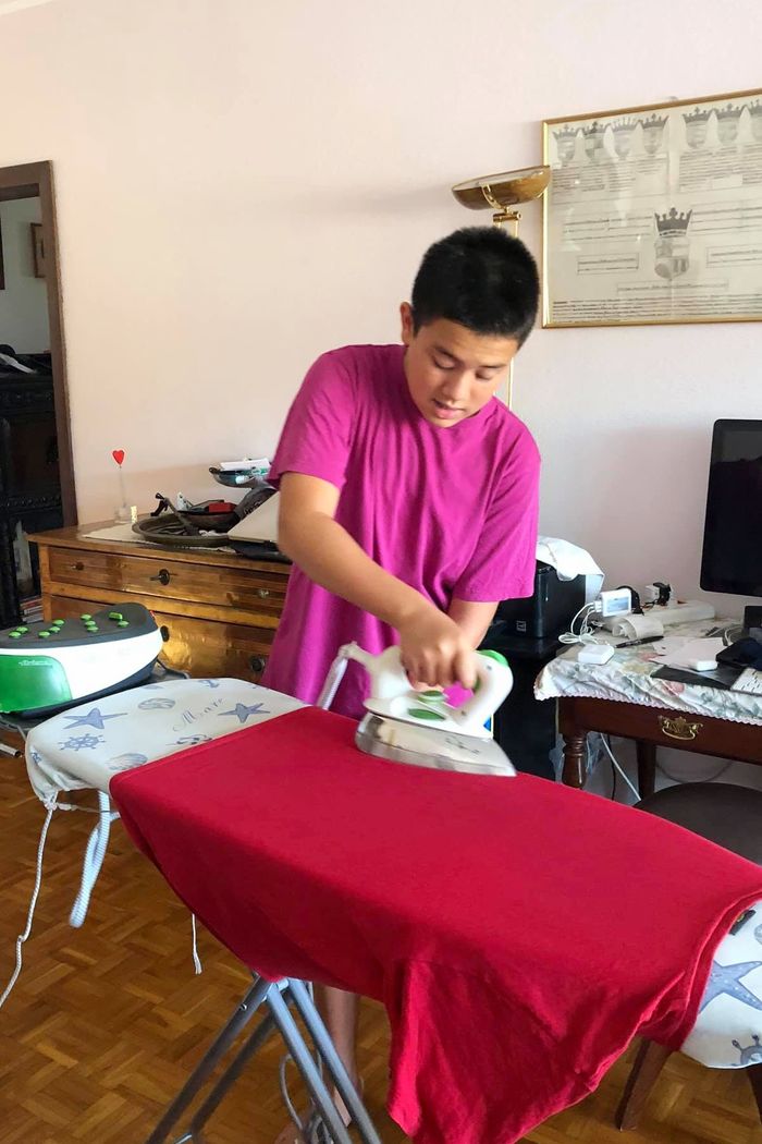 Con lai sao Việt: người biết 4 thứ tiếng, là người tình của Sơn Tùng
