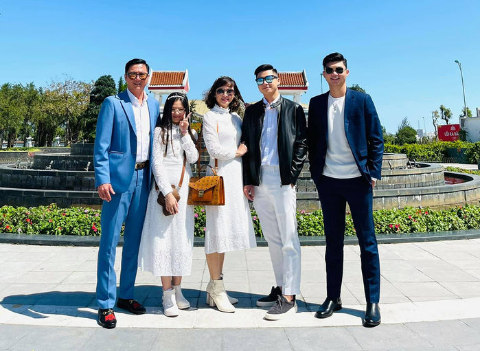 Cuộc sống các danh thủ VN sau giải nghệ: 2 quý tử nhà Huỳnh Đức du học