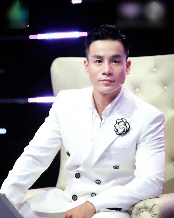 Cuộc sống hiện tại của các Nam vương Vbiz: Có người làm phi công Mỹ