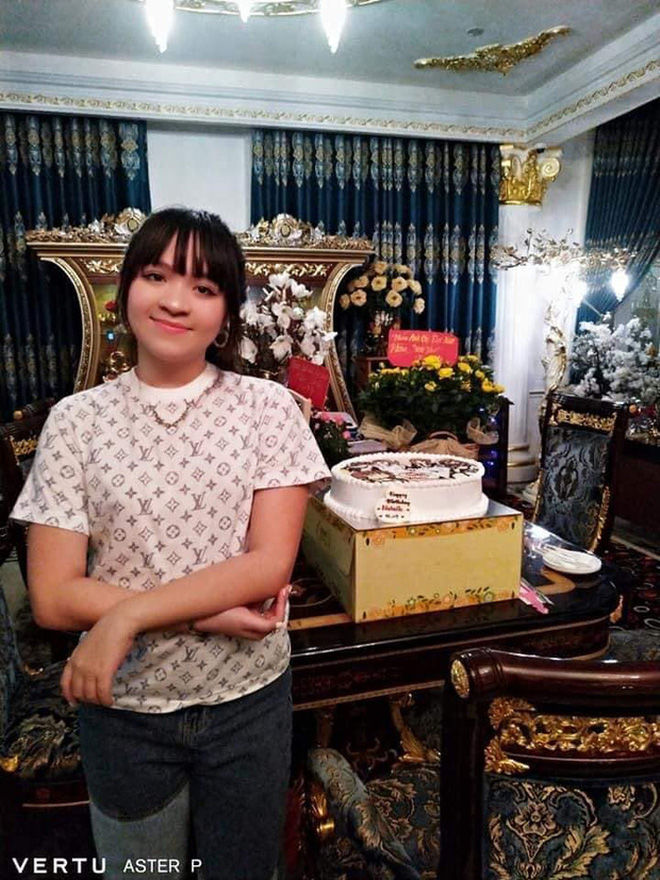 Cuộc sống sang chảnh của dàn tiểu thư tuổi teen gia thế khủng