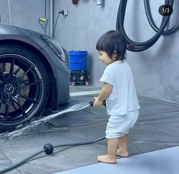 Cường Đô La có 2 đứa con đáng đồng tiền bát gạo