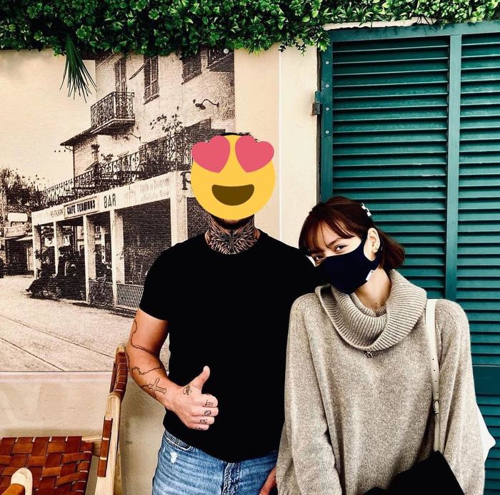 Đã mắt loạt ảnh idol Kpop khoe visual cực phẩm khi chụp với fan