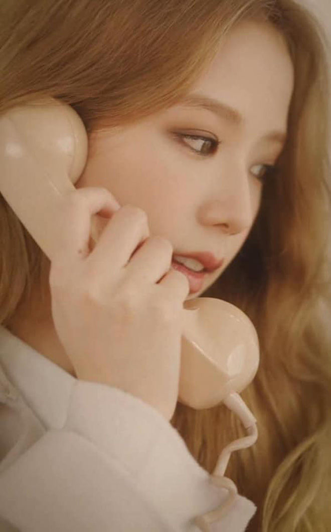 Đi tìm tông màu nhuộm giúp visual Jisoo (BLACKPINK) đạt tới đỉnh cao