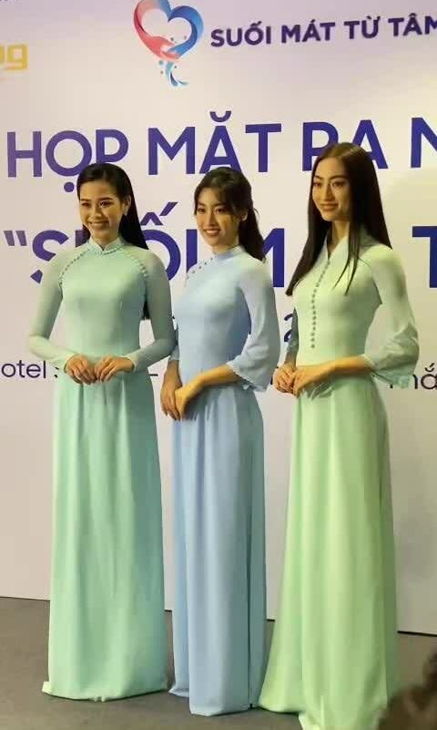Dịch thu nhập 0 đồng: Đỗ Thị Hà mặc đồ cũ nhưng thần thái thăng hạng