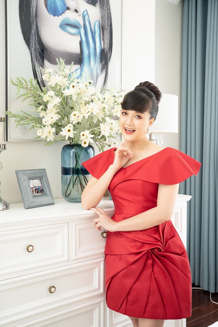 Đọ nhan sắc thời trẻ của các nữ diễn viên hài đời đầu