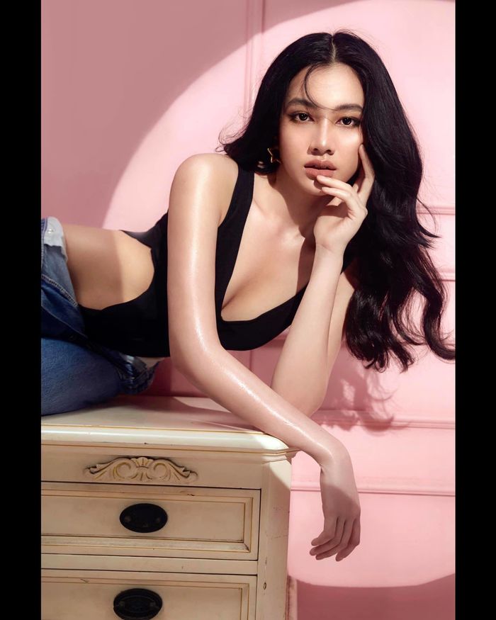 Đọ nhan sắc tình tin đồn của chồng cũ Lệ Quyên