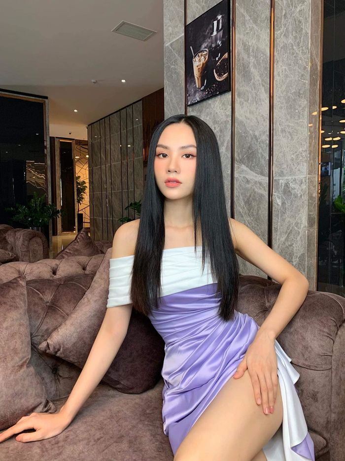 Đọ nhan sắc tình tin đồn của chồng cũ Lệ Quyên