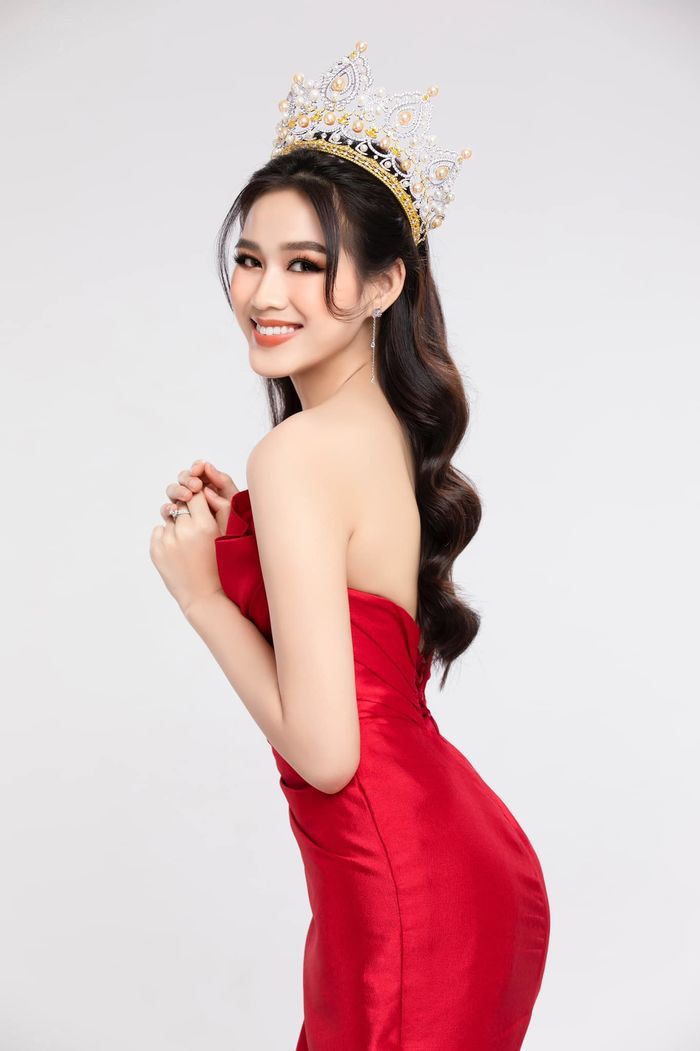 Đỗ Thị Hà - hoa hậu biết giữ hình ảnh nhất showbiz Việt