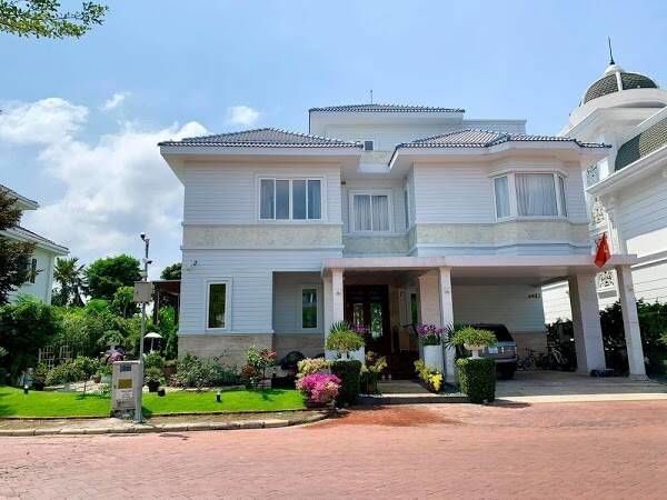 Được chồng cưng như Đoàn Di Băng: Cả chục tỷ tiền quà ngày lễ