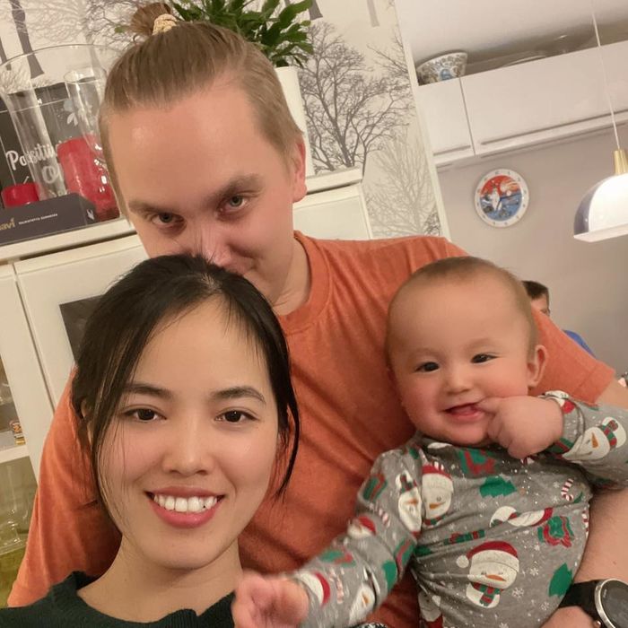 Gái Việt lấy chồng Phần Lan: sinh con trai đáng yêu hết nấc