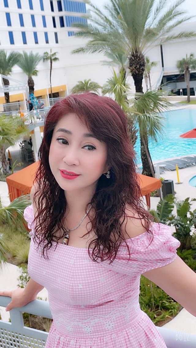 Hai sự cố livestream để đời của NSƯT Thoại Mỹ: Chị hai liệu tí thôi!