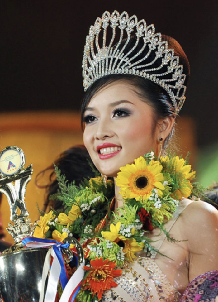 Mỹ nhân Việt sau đăng quang: người trả vương miện, người bỏ danh hiệu