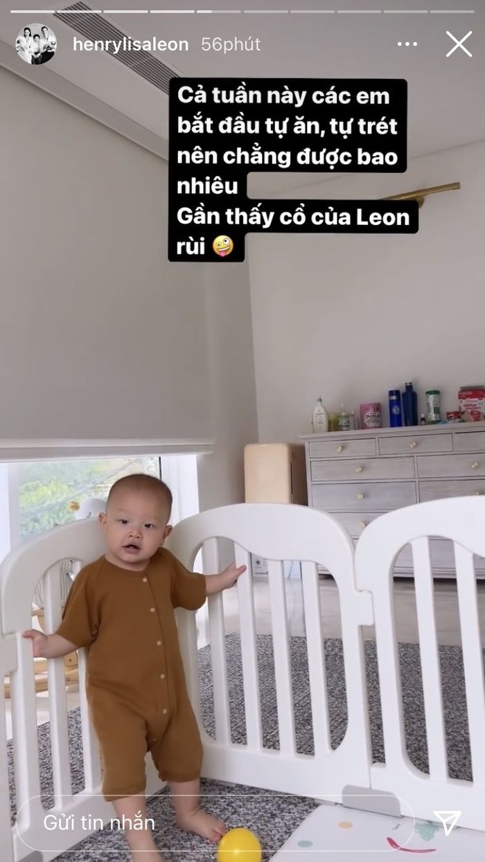 Hành trình tự ăn của Lisa - Leon: Lisa chăm chú, Leon hơi nhăn nha