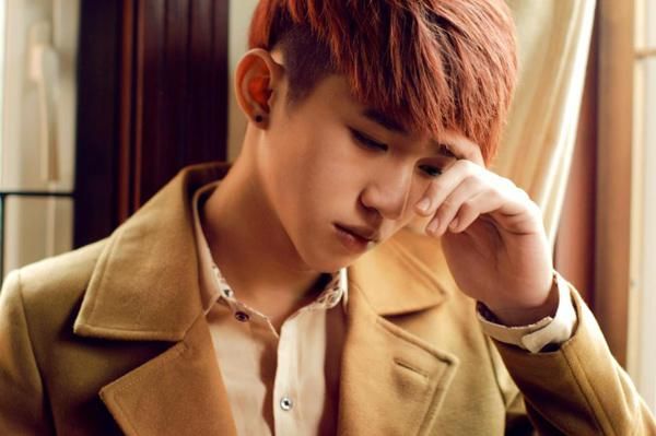 Hoàng Tử Gió từng là hot boy tài chính: Khoe tiền, khoe xe trên MXH