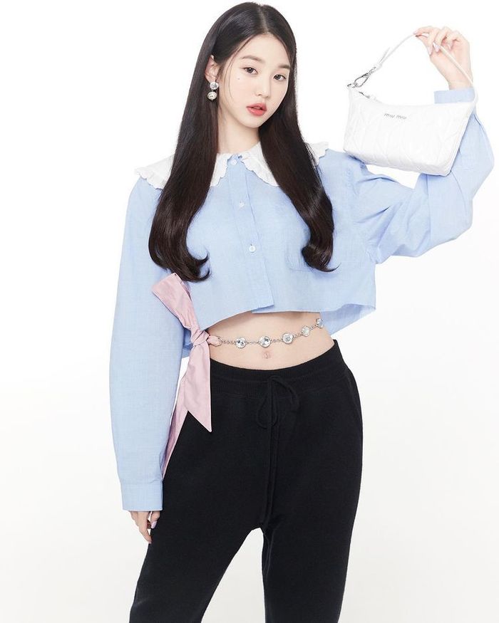 Idol Kpop áp dụng belly chain: Jennie khéo khoe eo 0% mỡ thừa