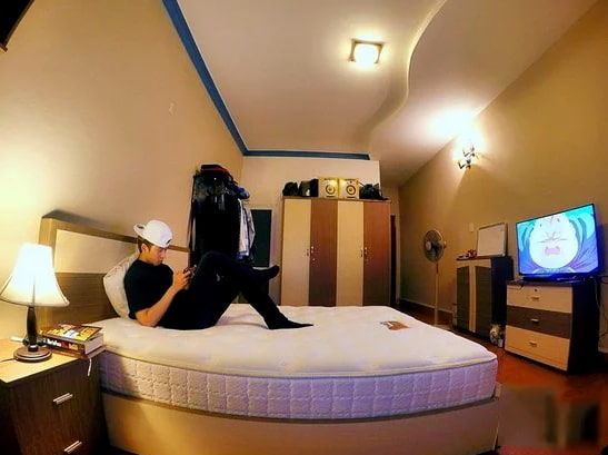 Karik từng không mua nổi ổ bánh mì 15k giờ giàu đến mức nào?