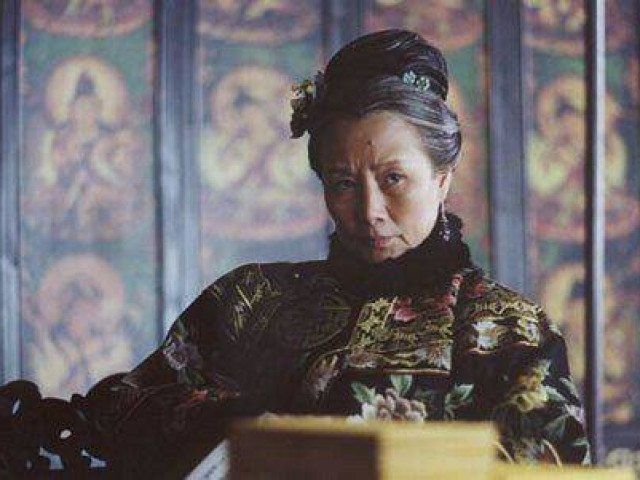 Chuyện ăn uống của Từ Hy Thái Hậu: uống sữa người, toàn món khó nuốt