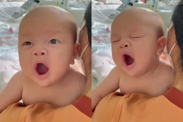 Khoảnh khắc ngáp ngủ siêu cưng của nhóc tì nhà sao