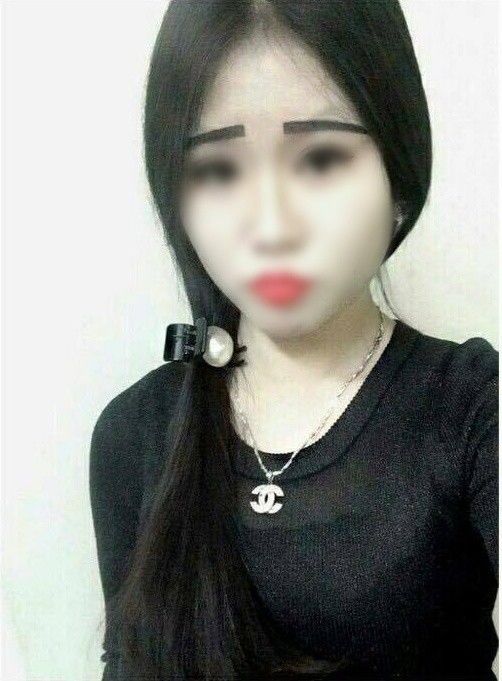 Pha xăm chân mày sai một li đi một dặm: vừa buồn cười vừa thương
