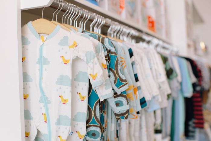 Làm thế nào để mẹ bầu vui vẻ, con sinh ra hay cười?