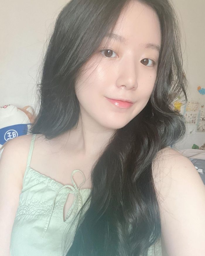 Loạt idol truyền năng lượng: HyunA, MAMAMOO tự tin khoe cá tính
