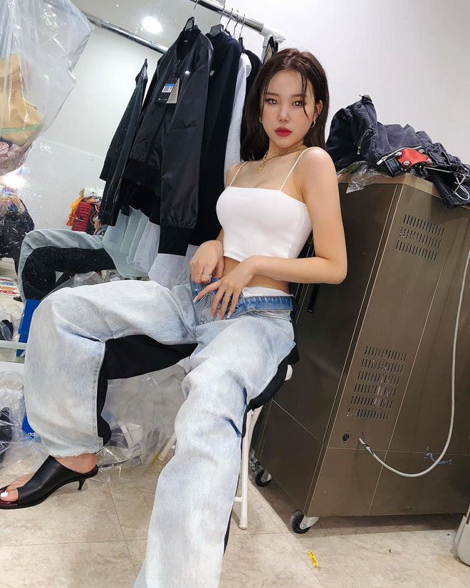 Màn thoát xác của nữ idol kém xinh nhất Kpop: Nhìn thực đơn mà sốc