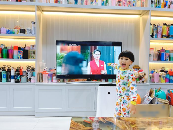 Mẹ đơn thân siêu nhân Vbiz: Ngọc Lan mua 2 nhà tiền tỷ