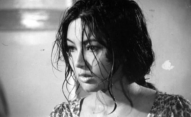 Minh tinh đẹp nhất mọi thời đại Thẩm Thúy Hằng: Cát-xê cả cân vàng