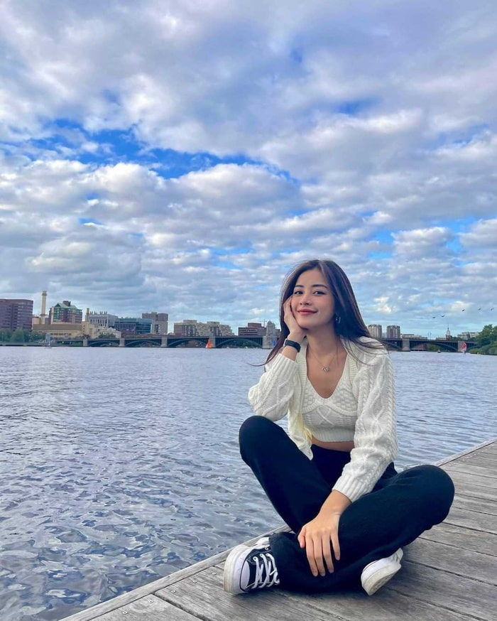 Mỹ nhân Việt đáp trả nghi vấn bầu bí: Chi Pu học theo Lệ Quyên