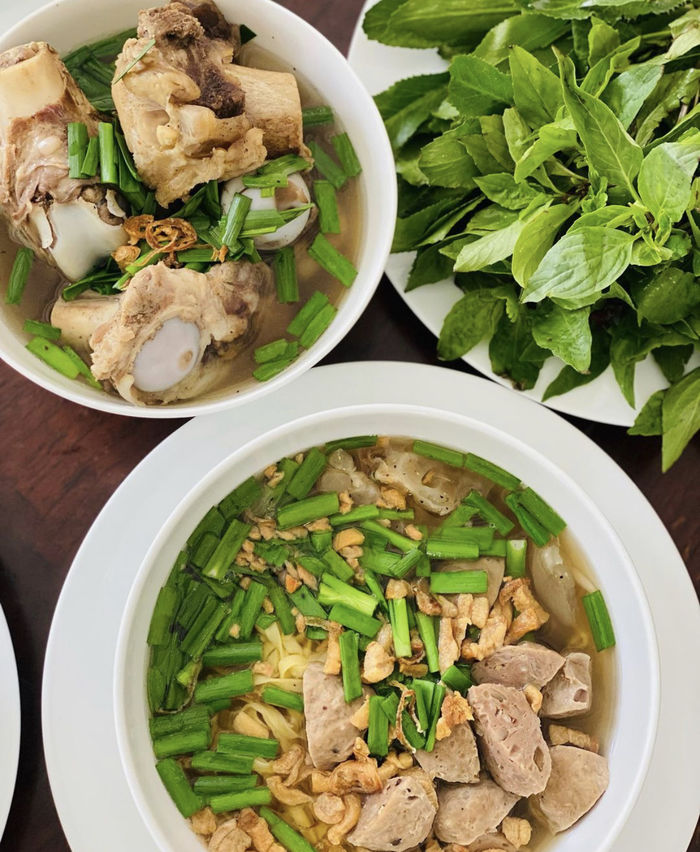 Những mỹ nhân Việt lấy chồng đại gia: tự nấu ăn ngon hơn cả đầu bếp
