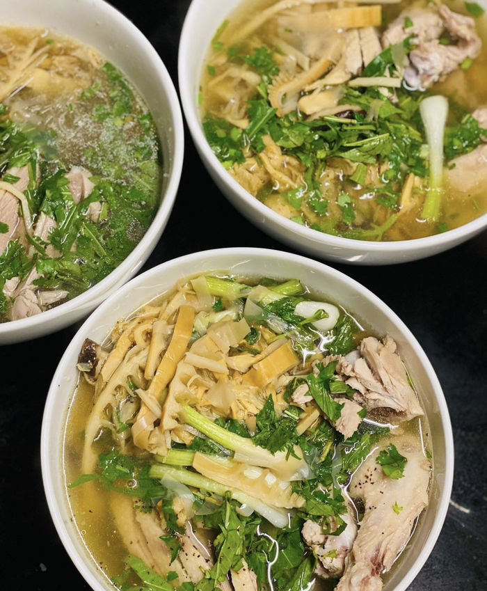 Những mỹ nhân Việt lấy chồng đại gia: tự nấu ăn ngon hơn cả đầu bếp