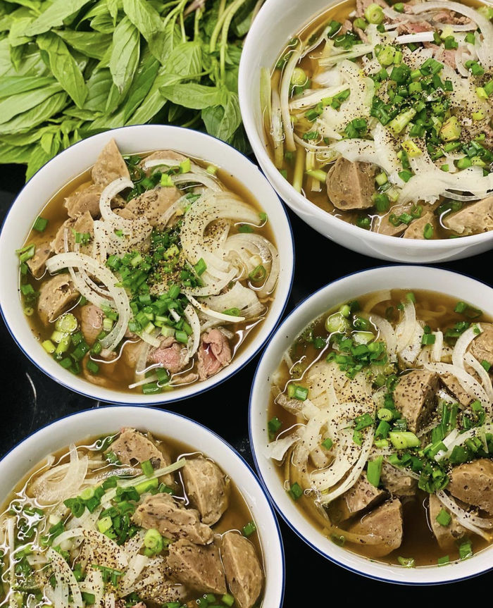 Những mỹ nhân Việt lấy chồng đại gia: tự nấu ăn ngon hơn cả đầu bếp