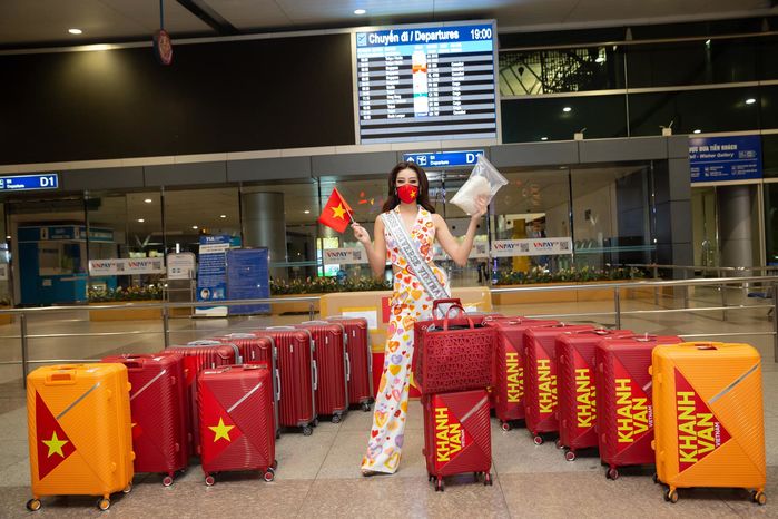 Mỹ nhân Việt đi thi quốc tế: Người giản dị, người như mang cả gia tài