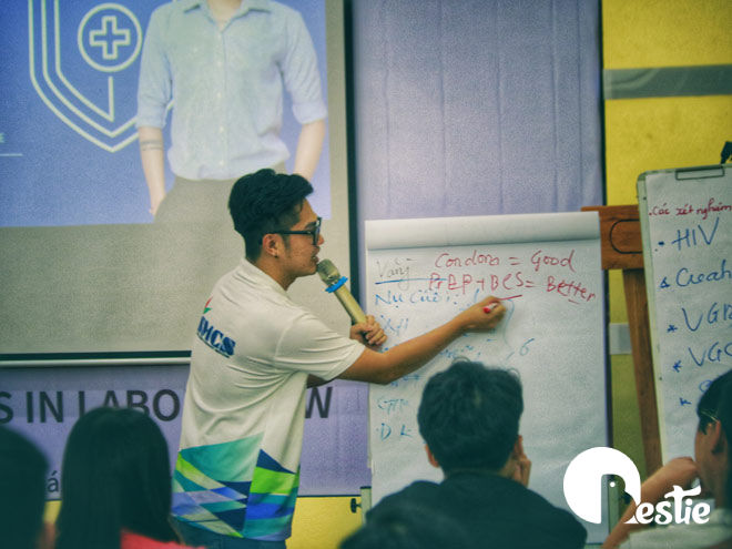 Tùng Văn Lưu Khiết: người thắp sáng con đường cộng đồng LGBT