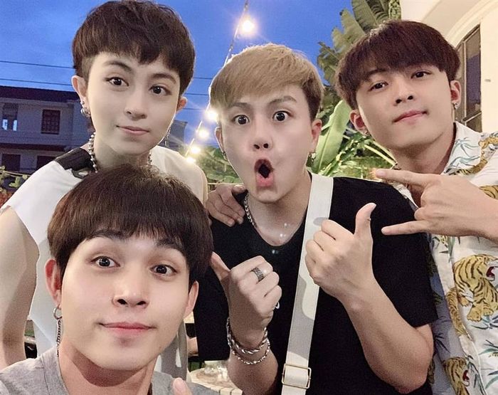Những cặp sao Việt không ruột rà nhưng cứ ngỡ bà con