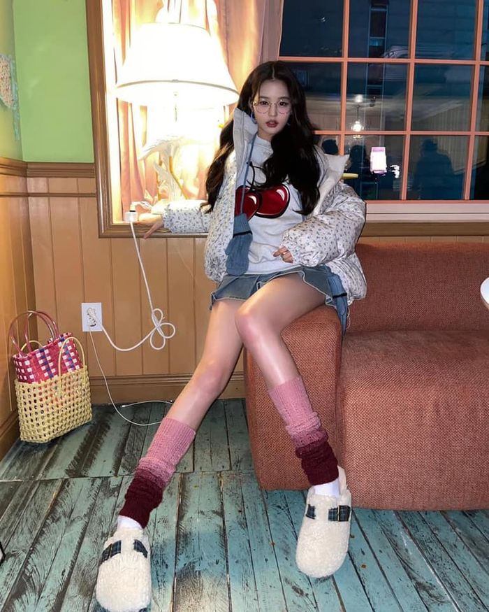Những đôi chân cực phẩm của mỹ nữ Kpop: Lisa có giữ vững vị thế?
