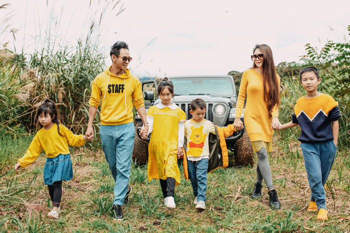 Những gia đình sao Việt đông con nhất hiện nay: Tú Dưa là ông bố 5 con