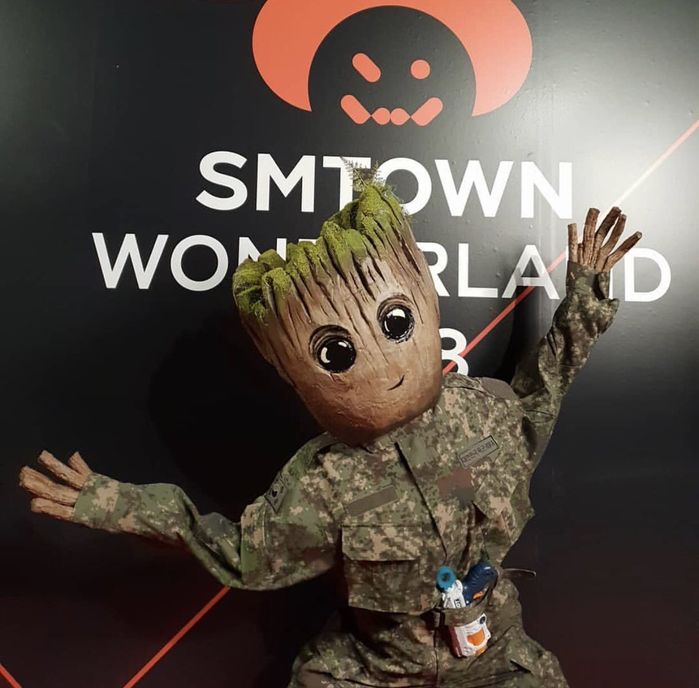 Những lần hóa trang chất như nước cất của loạt idol Kpop