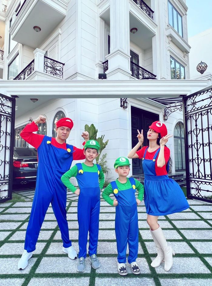 Nhóc tỳ Vbiz chơi Halloween 2021 hoành tráng: Bo Thúi đốn tim