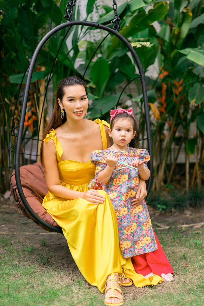 Những nhóc tì Vbiz được chăm sóc nhan sắc kĩ từ bé