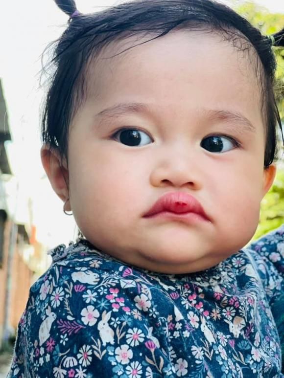 Những ông bố bà mẹ sao Việt lầy lội dìm hàng con cái