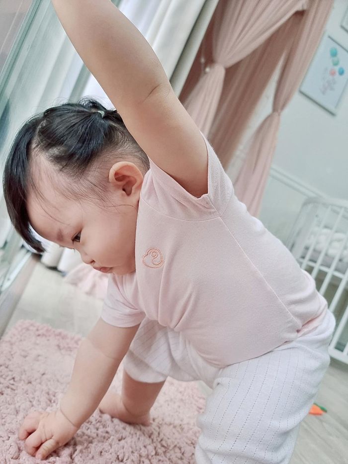 Những ông bố bà mẹ sao Việt lầy lội dìm hàng con cái