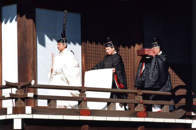 Những quy định bất di bất dịch, thành viên Hoàng gia Nhật cần tuân thủ