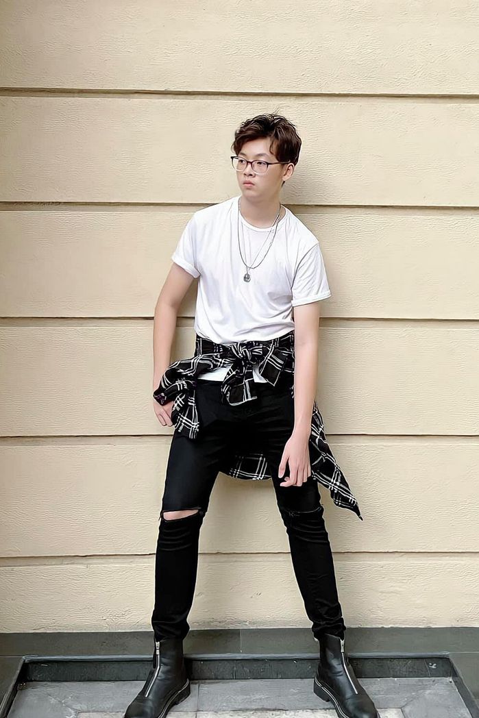 Quý tử nhà sao Việt cao như siêu mẫu: Bất ngờ với con trai Anh Thư