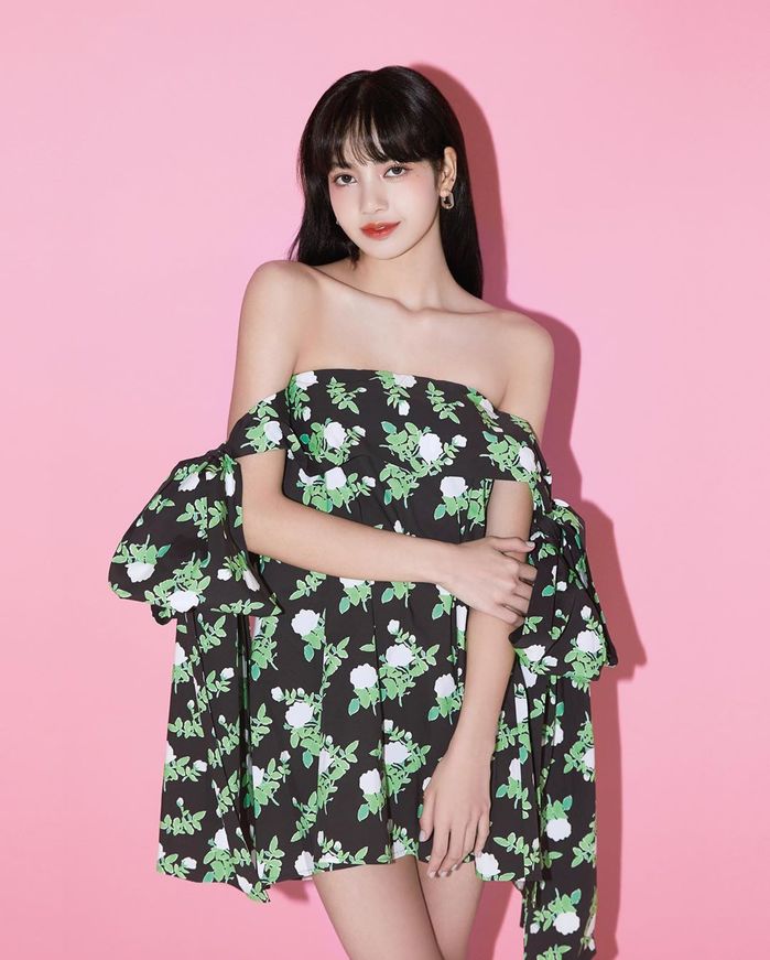 Sao nữ Kpop sở hữu đôi vai cực phẩm: Jennie, Lisa liệu đã đẹp nhất?