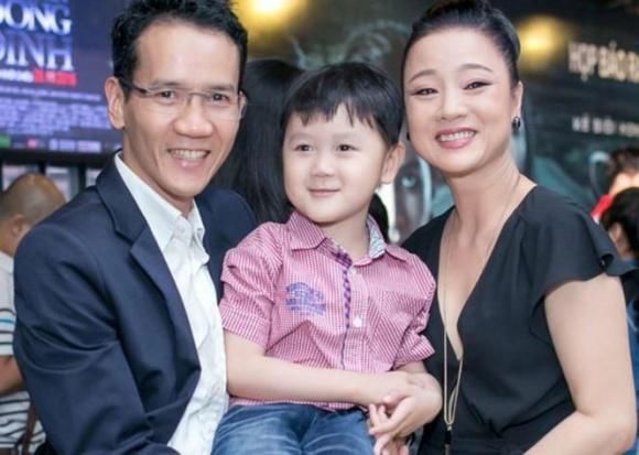 Những sao Việt sinh con trễ nhất Vbiz: Có người 43 tuổi vẫn có em bé