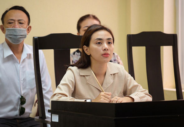 Những sự chia tay của sao Việt với công ty quản lý