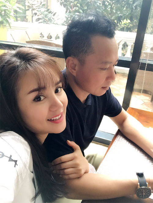 Ông xã sở hữu cơ ngơi nghìn tỷ của sao: chồng Vy Oanh giỏi 3 thứ tiếng