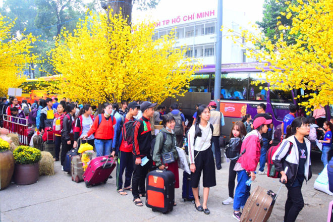 Đề xuất nghỉ Tết Nhâm Dần dài 9 ngày, CĐM bình luận rôm rả