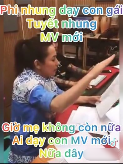Phi Nhung tận tình dạy hát từng li từng tí cho các con